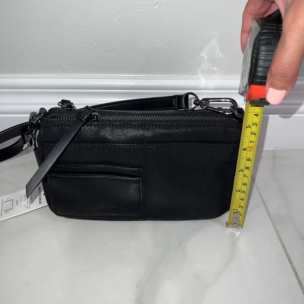 Calvin Klein Crossbody Bag - Picture 3 of 7
